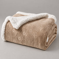 Ultra Soft Embossed Sherpa Plush Throw Blanket – 50 x 60 Inch Lightweight Fleece Blanket with Cozy Sherpa Backing, Warm Decorative Throw for Couch, Sofa & Bed, Machine Washable All-Season Blanket